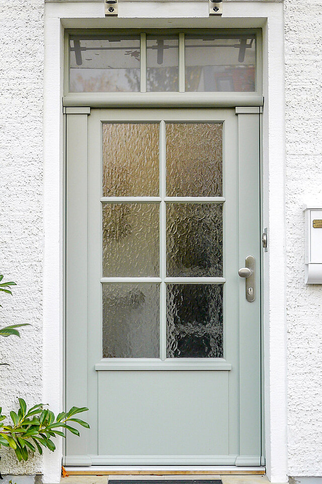 Nachgebaute Haustür in Berlin