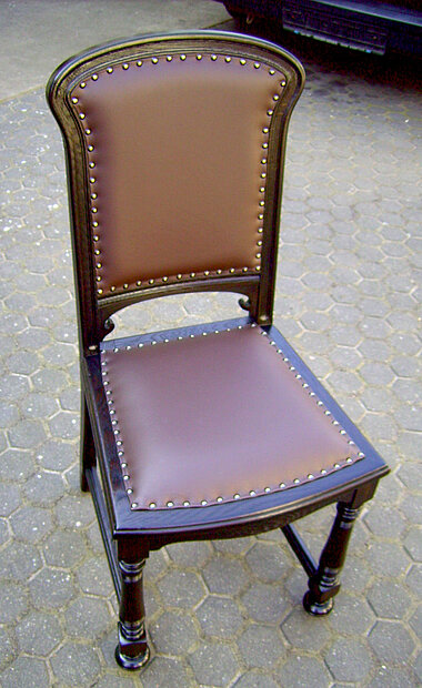 Restaurierter Stuhl