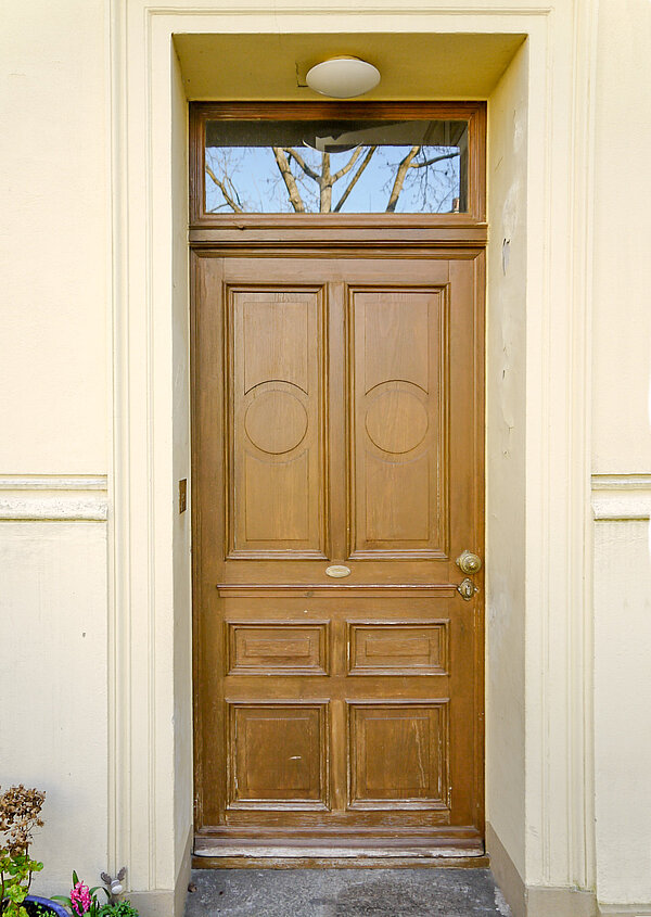 Die alte Haustür (denkmalgeschützt)