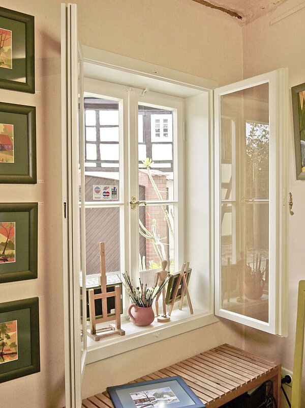 Kastenfenster im Denkmalschutz mit klassischem Aufbau Kastenfenster Atelier