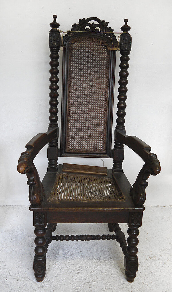 Stuhl Gründerzeit alt