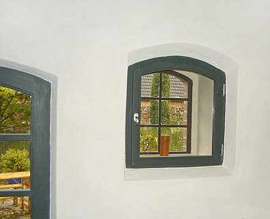 Kleines Bogenfenster