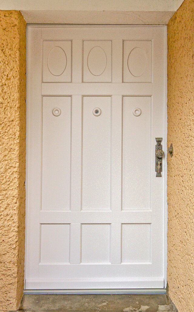 Haustür nachgebaut Haustür nachgebaut
